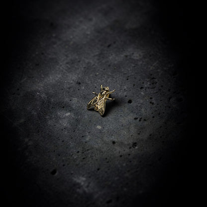 Tawapa Fly Pin